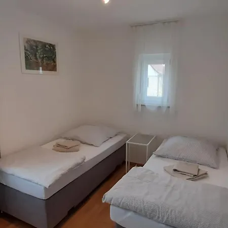 Heinestrasse Apartamento Reutlingen